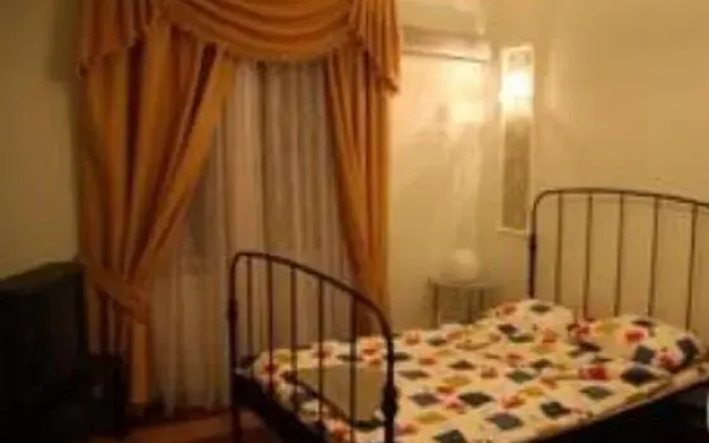 Kleopatra Mini-otel'
