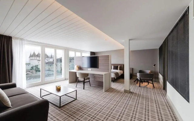 Ambassador Boutique Hotel