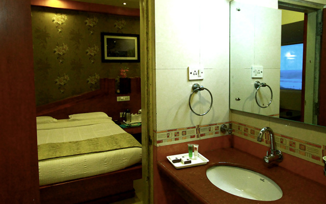 Nayak Beach Resort