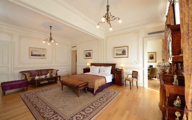 Pera Palace Hotel