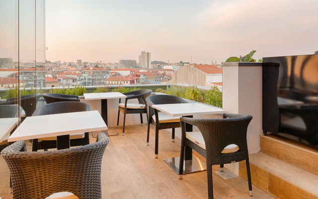 Hotel Premium Porto Downtown