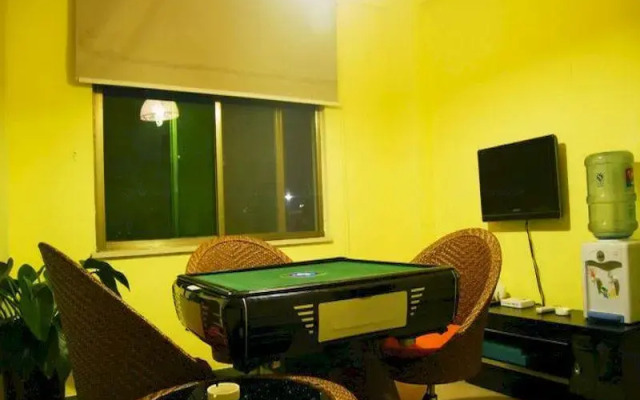 China Century Comm Meree Hotel