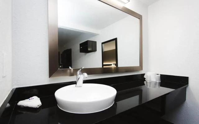 Motel 6 Houston, TX - Medical Center/NRG Stadium