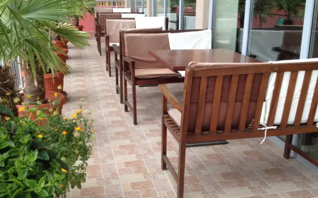 Tia Maria Premium Hotel