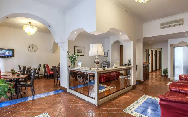 Hotel Caracciolo