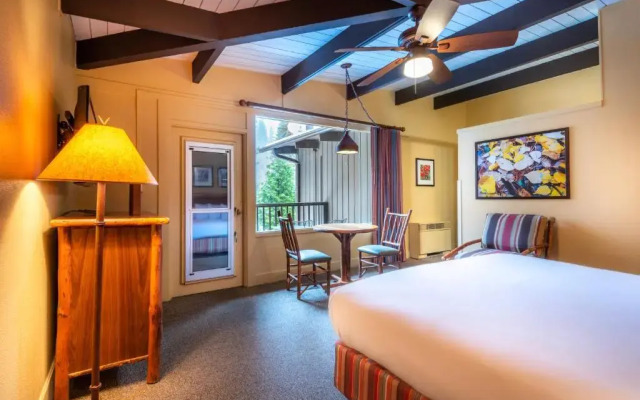 Yosemite Valley Lodge Hotel