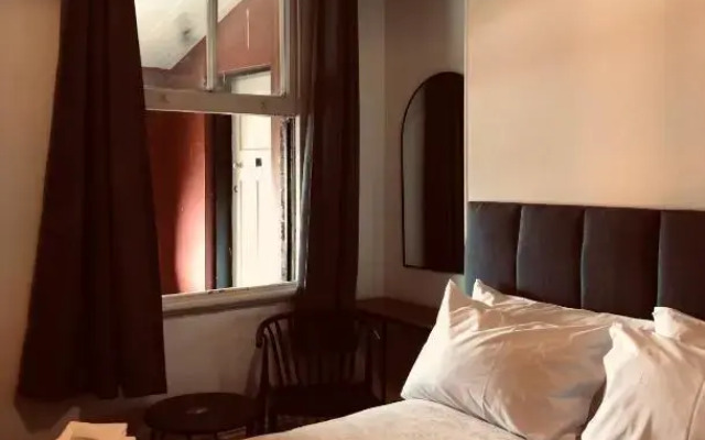 The Berry Hotel