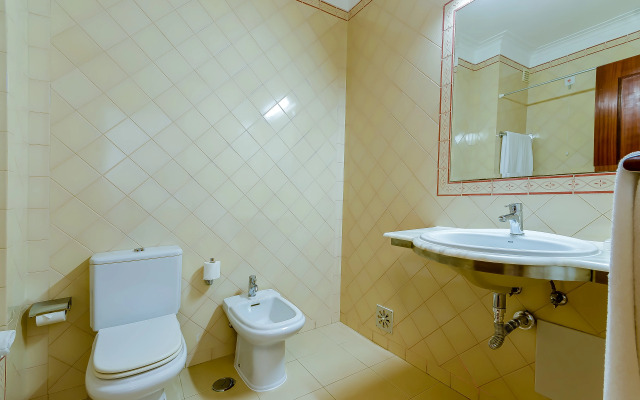 TURIM Estrela do Vau Hotel