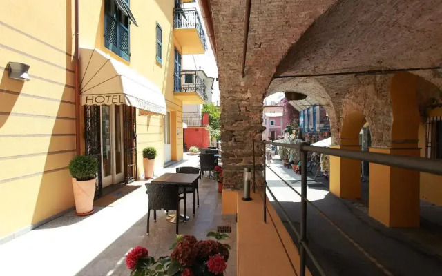 Margherita Hotel
