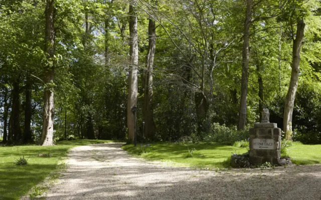 Hermitage Country House - Guest House