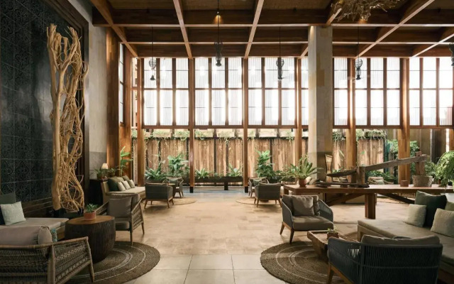 Dinso Resort & Villas Phuket, Vignette Collection by IHG
