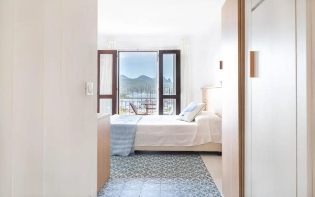 Отель Sunset Suite Sardinia