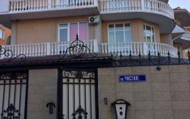 Guest House in Lazarevskoye