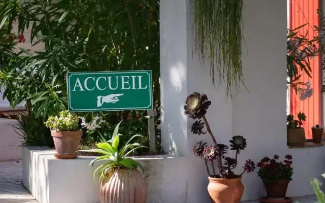 Hôtel Les Volets Rouges - Cassis