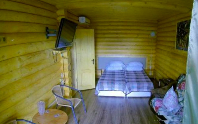 Yacht Club Guesthouse