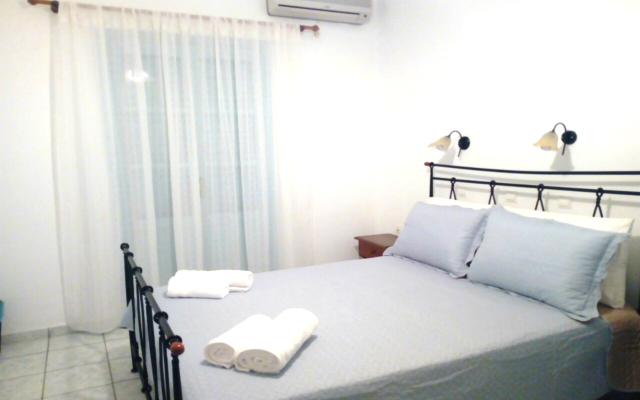 Antique guest house