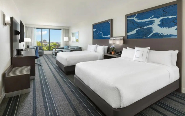 Courtyard by Marriott Boston-Cambridge