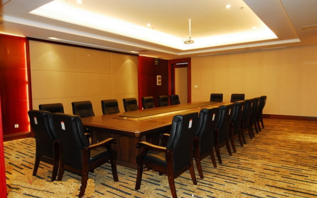 Chinese Rose Garden Hotel