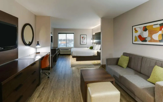 Best Western Plus Riata