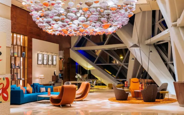 Andaz Capital Gate Abu Dhabi, By Hyatt