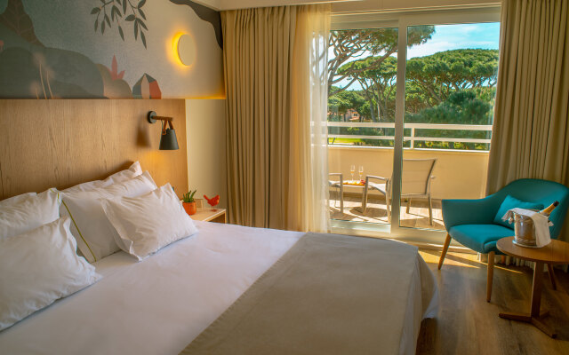 Onyria Marinha Boutique Hotel