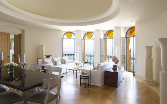Anassa Hotel