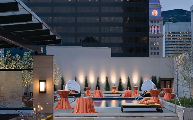 Four Seasons Denver Hotel 