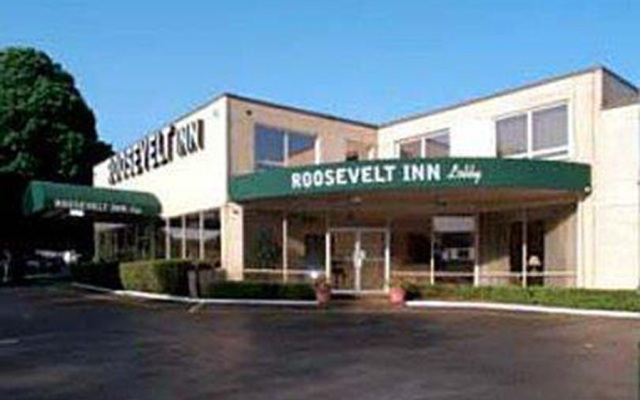 Roosevelt Motor Inn