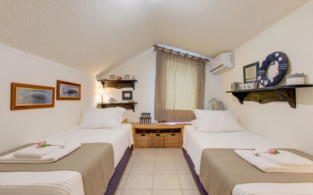 Sani Luxury Villas