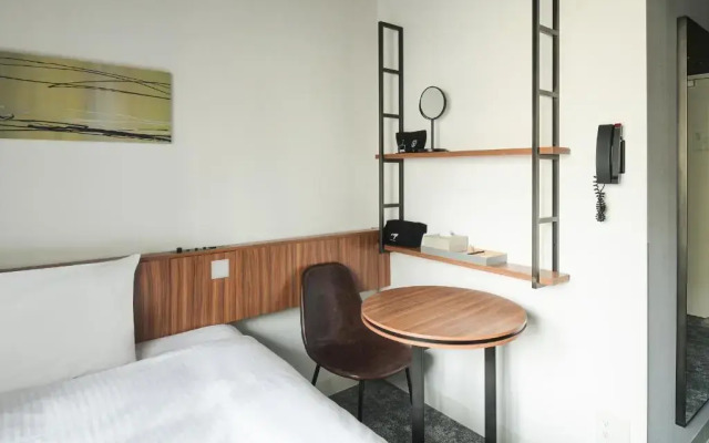 Vessel Inn Namba