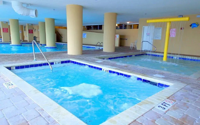 Oceanfront  Condo 2 BR - DRC 687