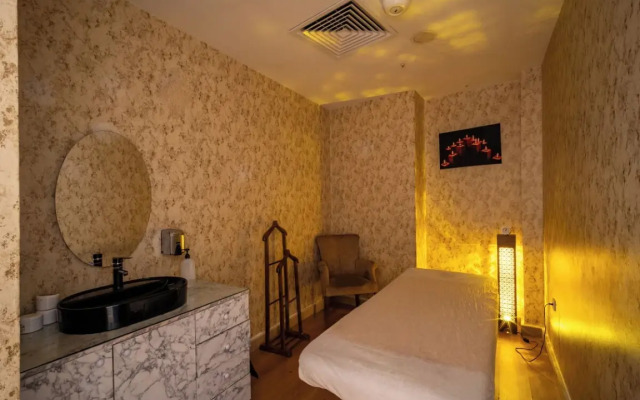 Grand S Hotel