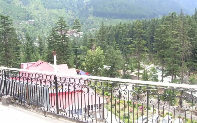 Hotel Hema Holiday Home