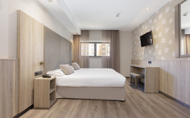 Civera Hotel