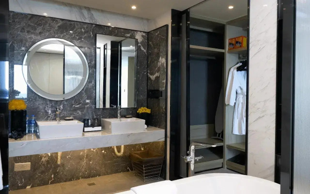 The Qube Hotel Ganjiang