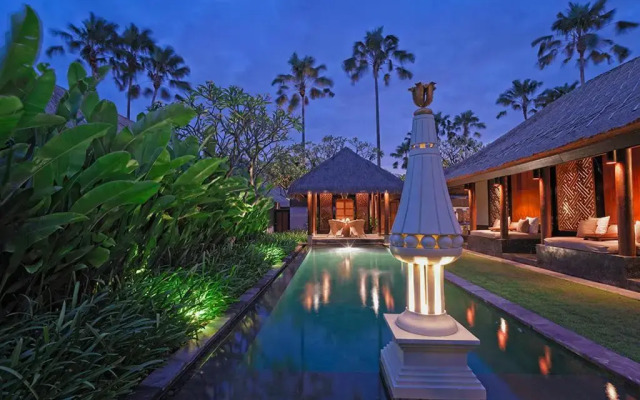 The Legian Bali & The Club at The Legian Bali