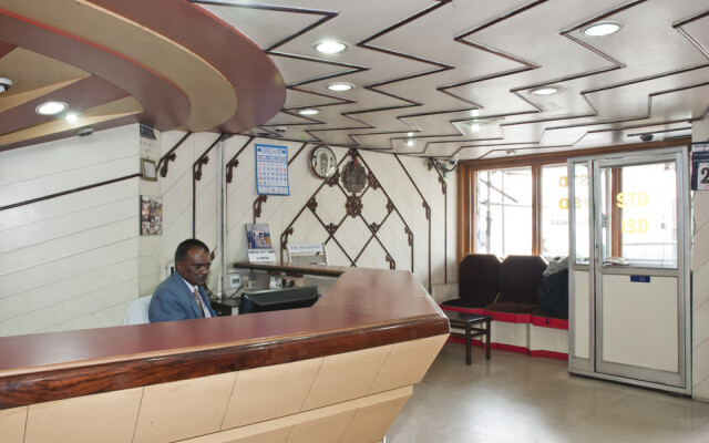 Hotel Preethi Palace