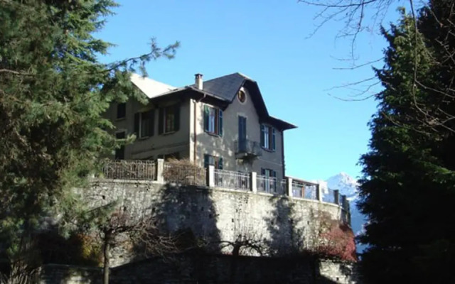 Bellagio Villa Montanina lake Como hillside