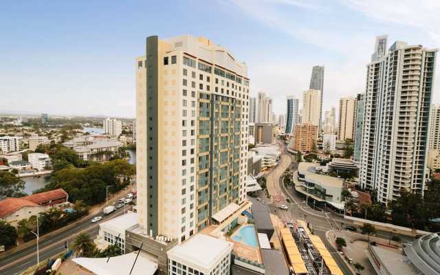 voco Gold Coast by IHG