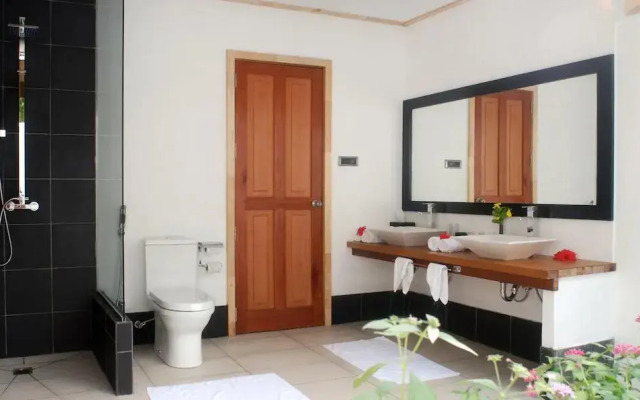 Vilamendhoo Island Resort & Spa