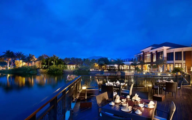 Grand Metropark Villa Resort Sanya Yalong Bay