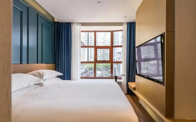 Jinglai Hotel (Shanghai Bund East Nanjing Road Pedestrian Street)