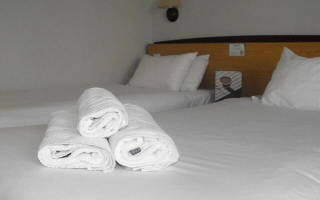 Travelodge Liverpool Central Queens Dock and Arena Hotel