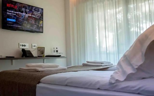 International Beach Hotel
