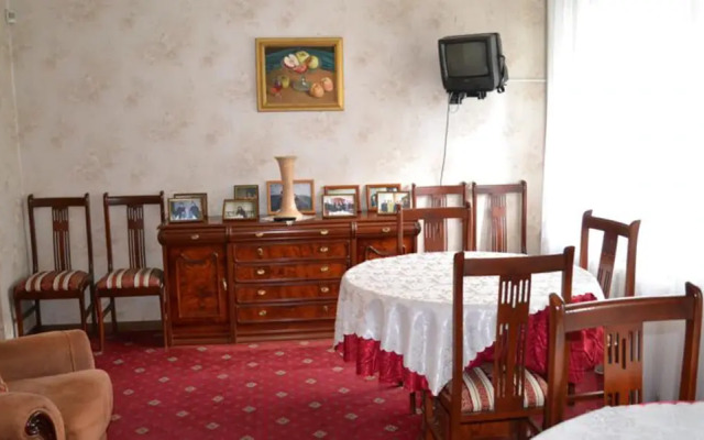 Mush Hotel