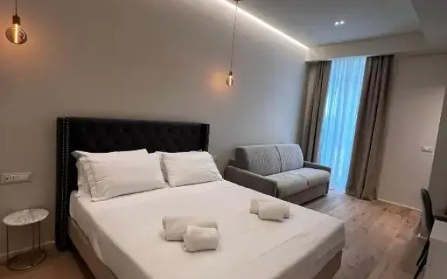 Adalesia Hotel&Coffee