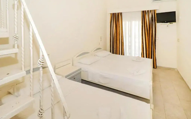 Hanioti Grand Victoria