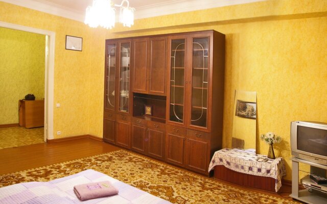 On Stalevarov 7 2 Rooms Standard Apt Apartments
