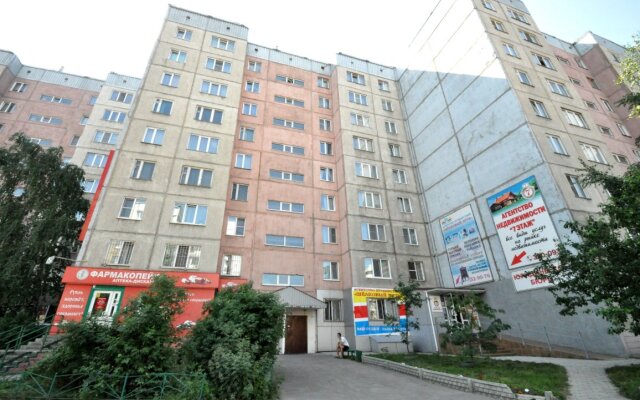 Na Partizanskaya 126 Apartments