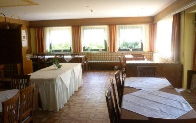 Hotel Pension Weingarten